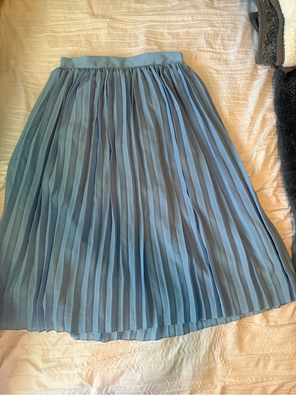 American Eagle Outfitters Pleated Midi Skirt in Sky Blue